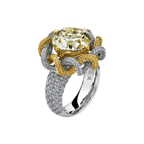Dainty Solitaire Swarovski Crystals